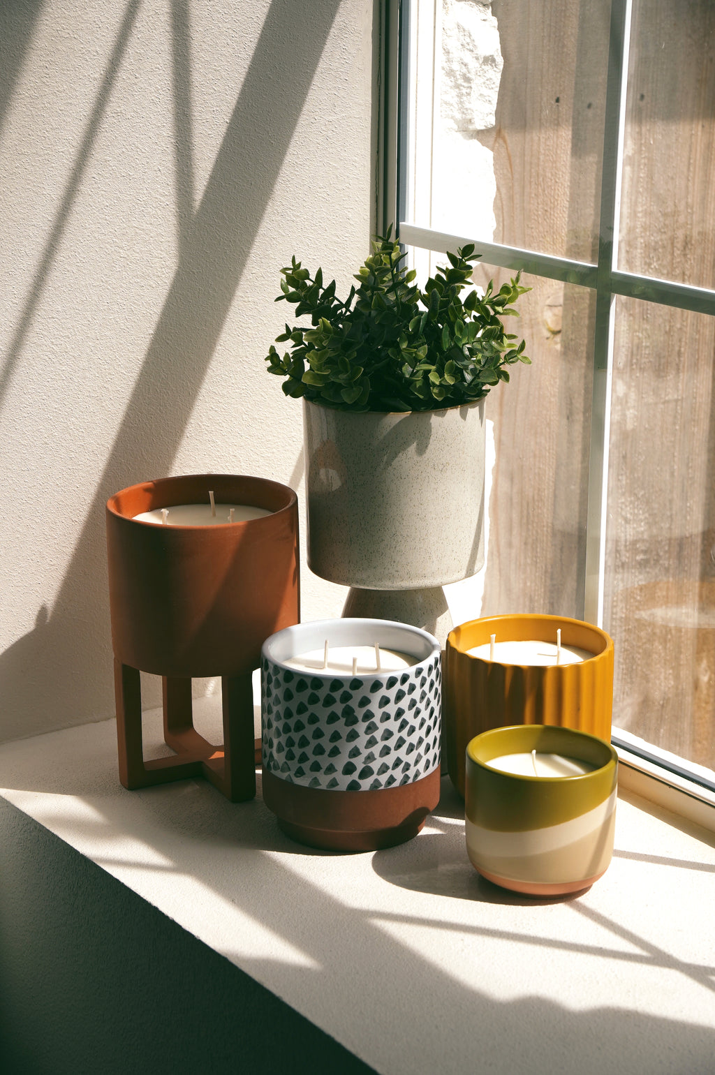 Signature Large Footed